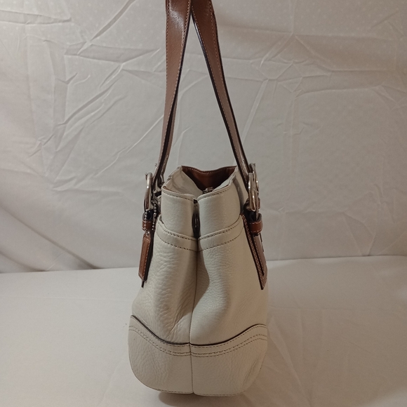 Coach Soho Leather Shoulder Bag - Picture 2 of 8